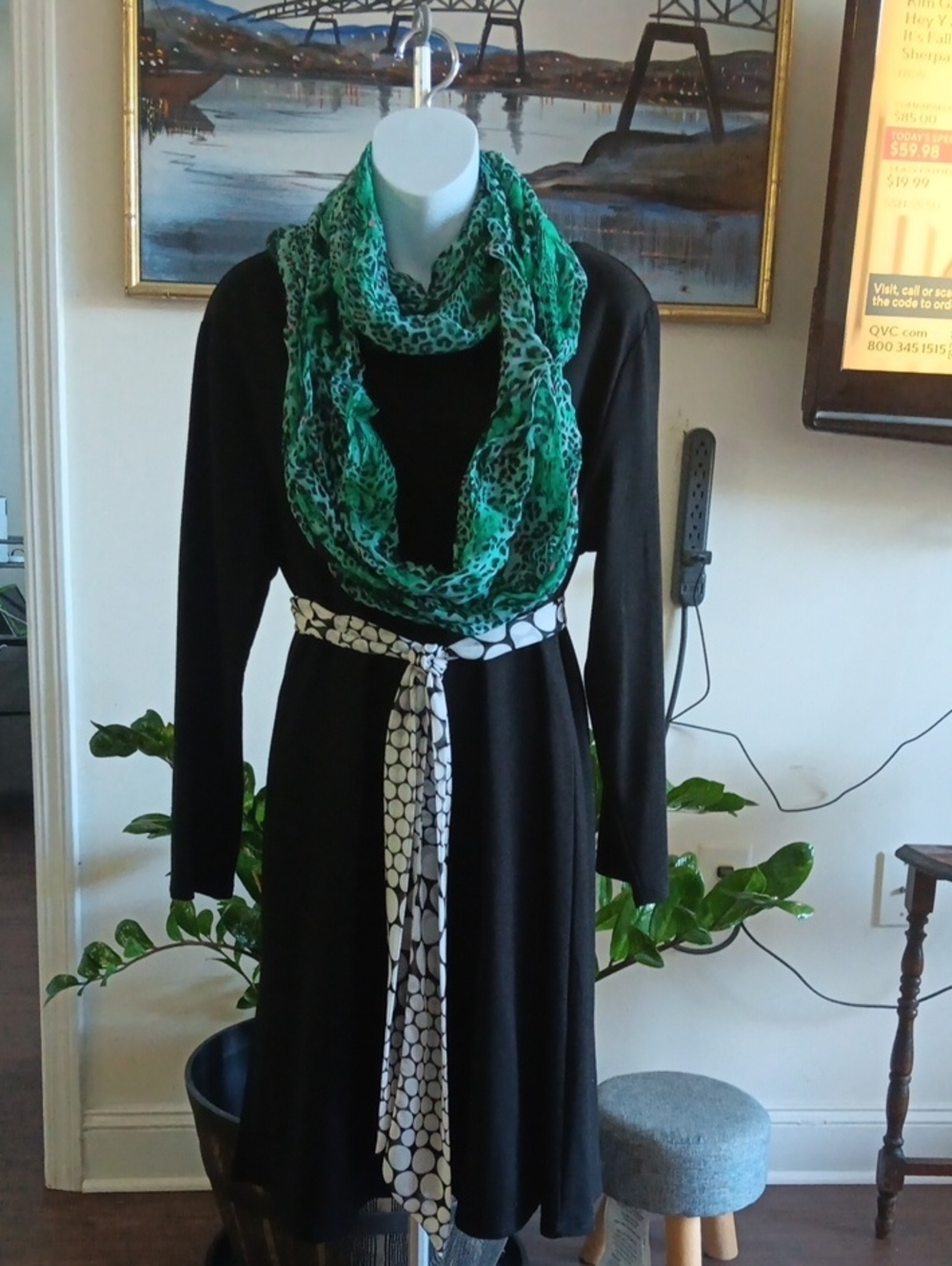 Green Leopard Print Infinity Scarf
